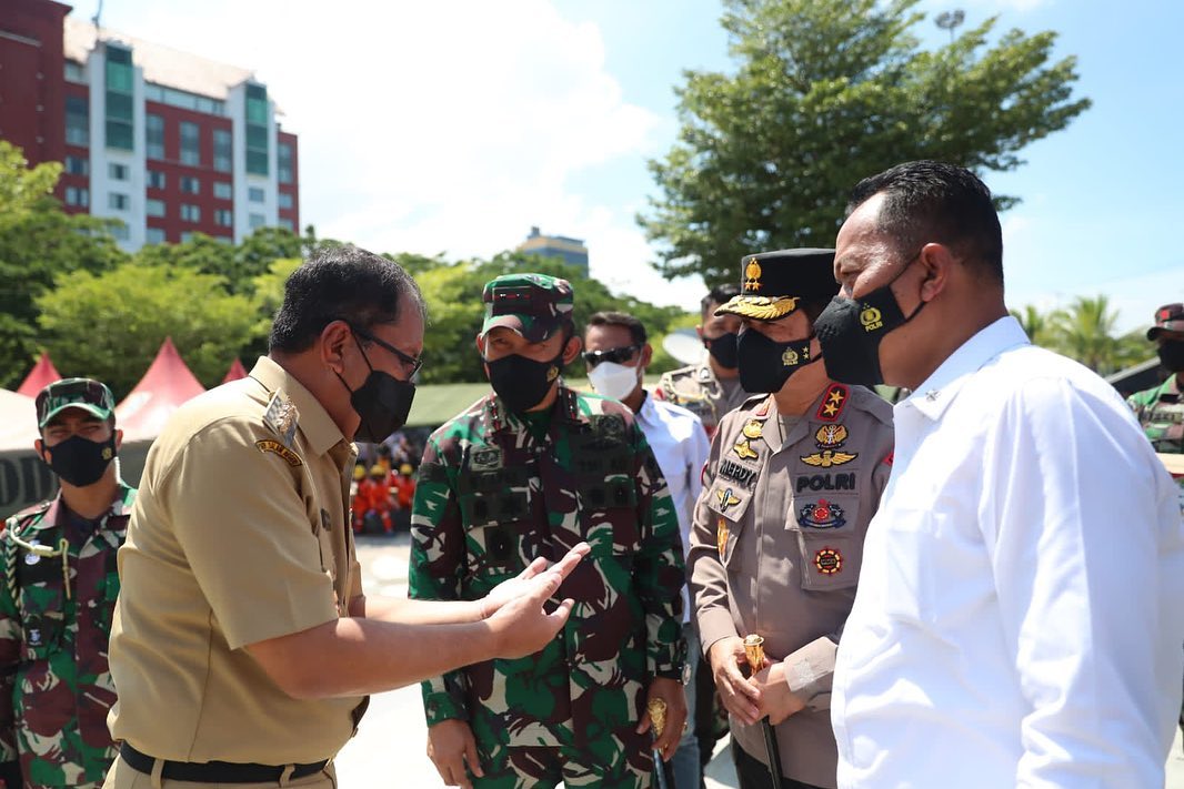 Hadiri Baksos Alumni Akabri, Danny Apresiasi Bantuan untuk Memutus Rantai Penyebaran Covid-19 di Makassar
